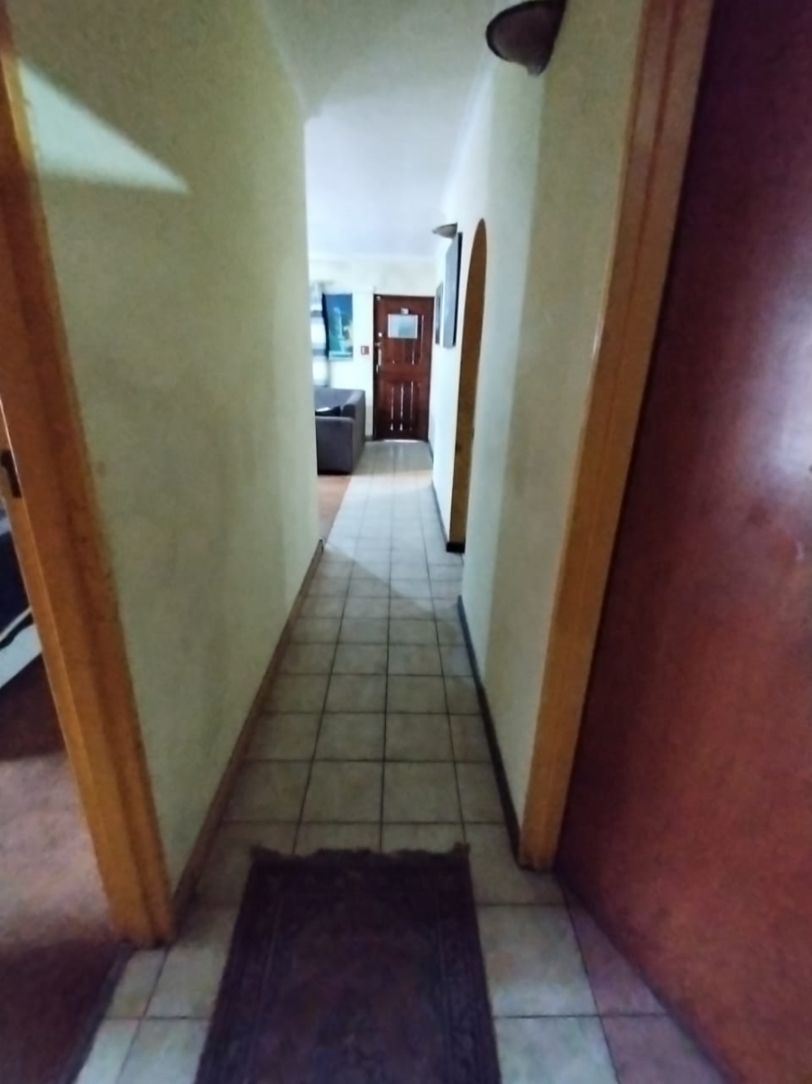 3 Bedroom Property for Sale in Pelican Park Western Cape